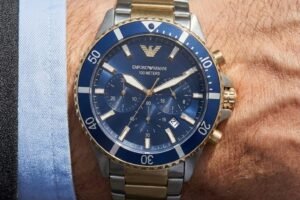 Qui et où sont fabriqués les montres Emporio Armani